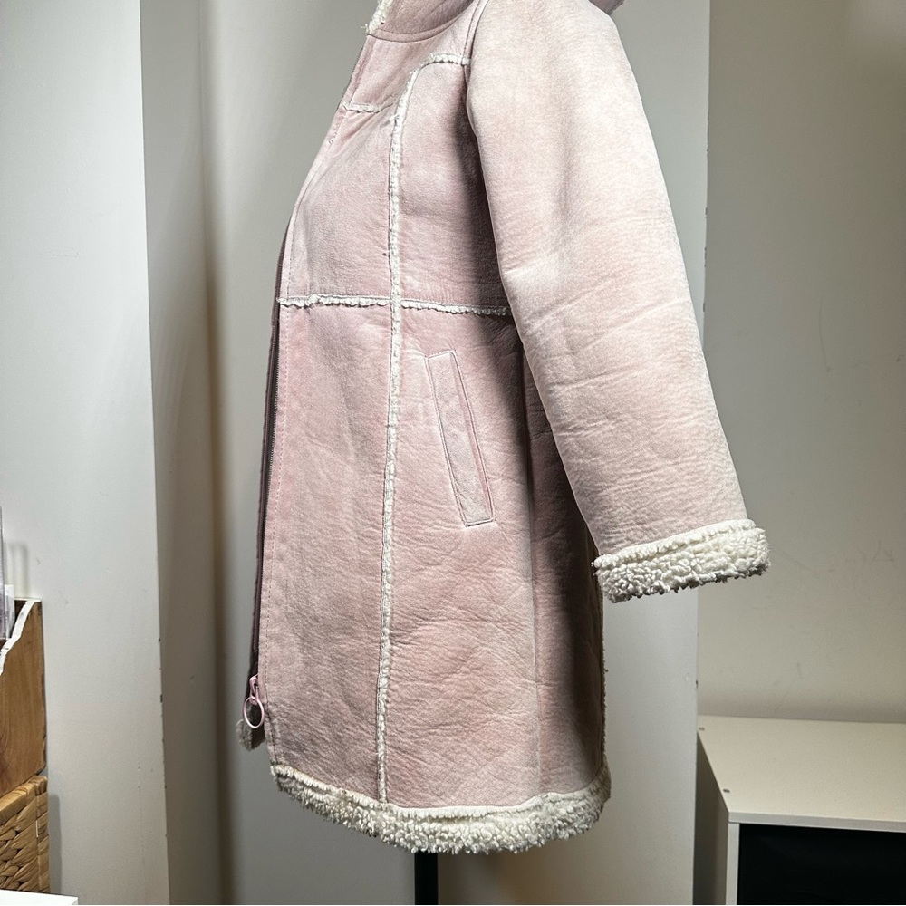 Danier Genuine Leather Pink Shearling Coat – Girls Size 7